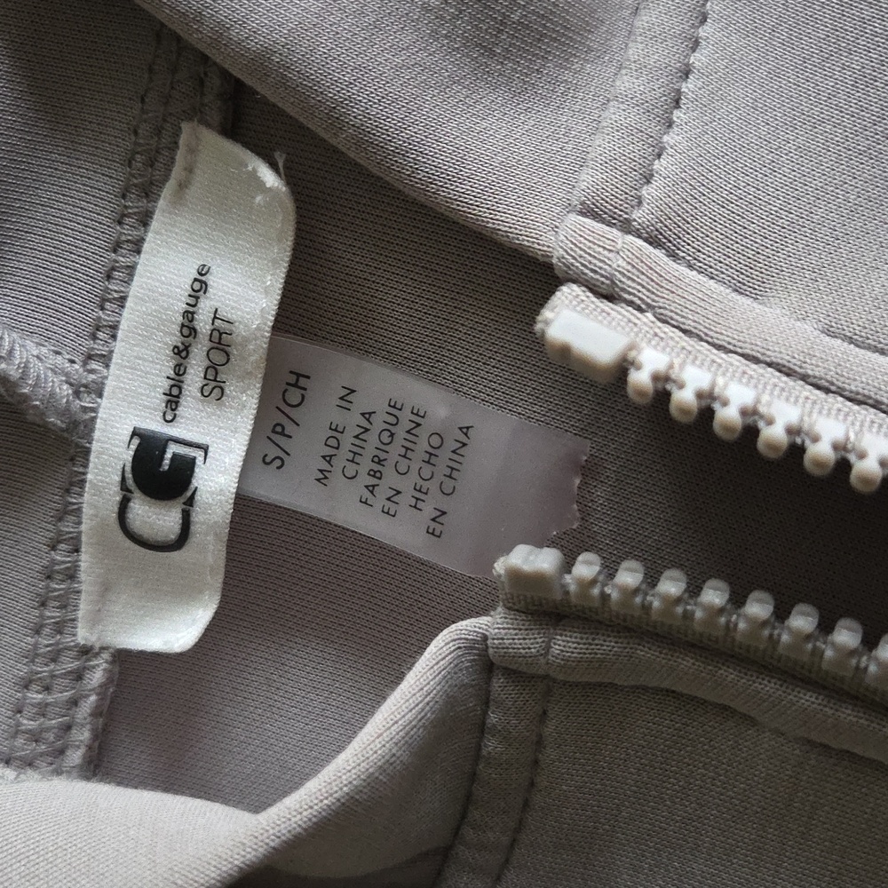 Cable & Gauge Sport Yummy Quarter Zip Up Gray Pullover - Picture 7 of 8